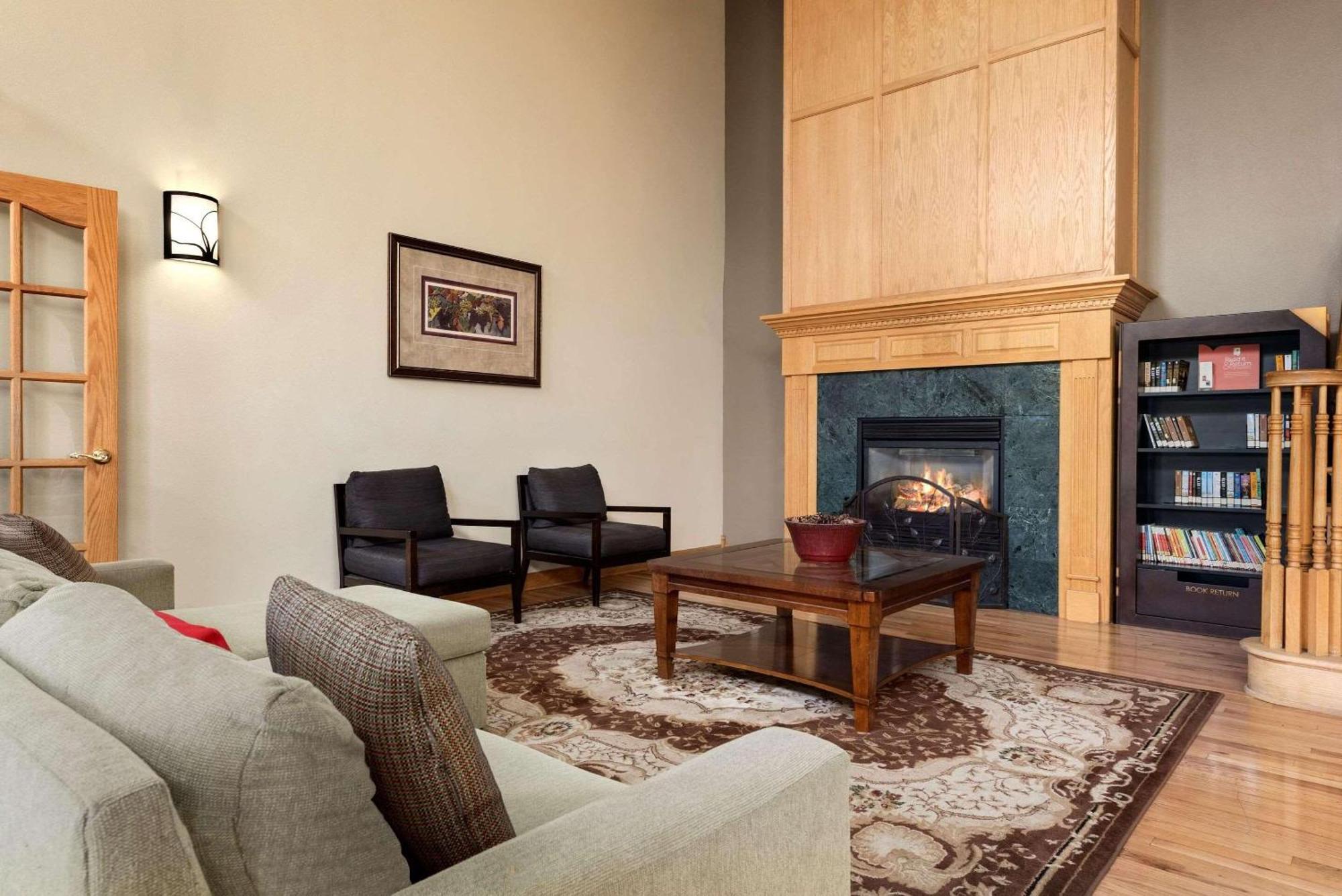 Country Inn & Suites By Radisson, Milwaukee Airport, Wi Εξωτερικό φωτογραφία