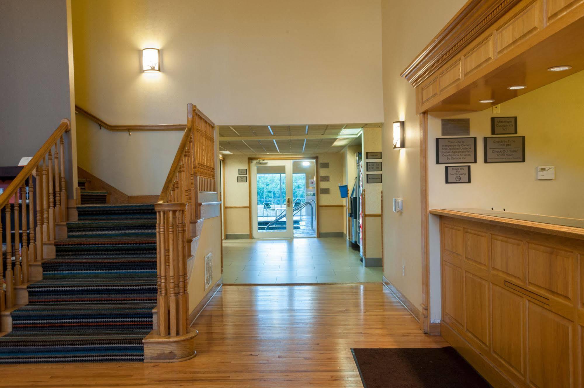 Country Inn & Suites By Radisson, Milwaukee Airport, Wi Εξωτερικό φωτογραφία